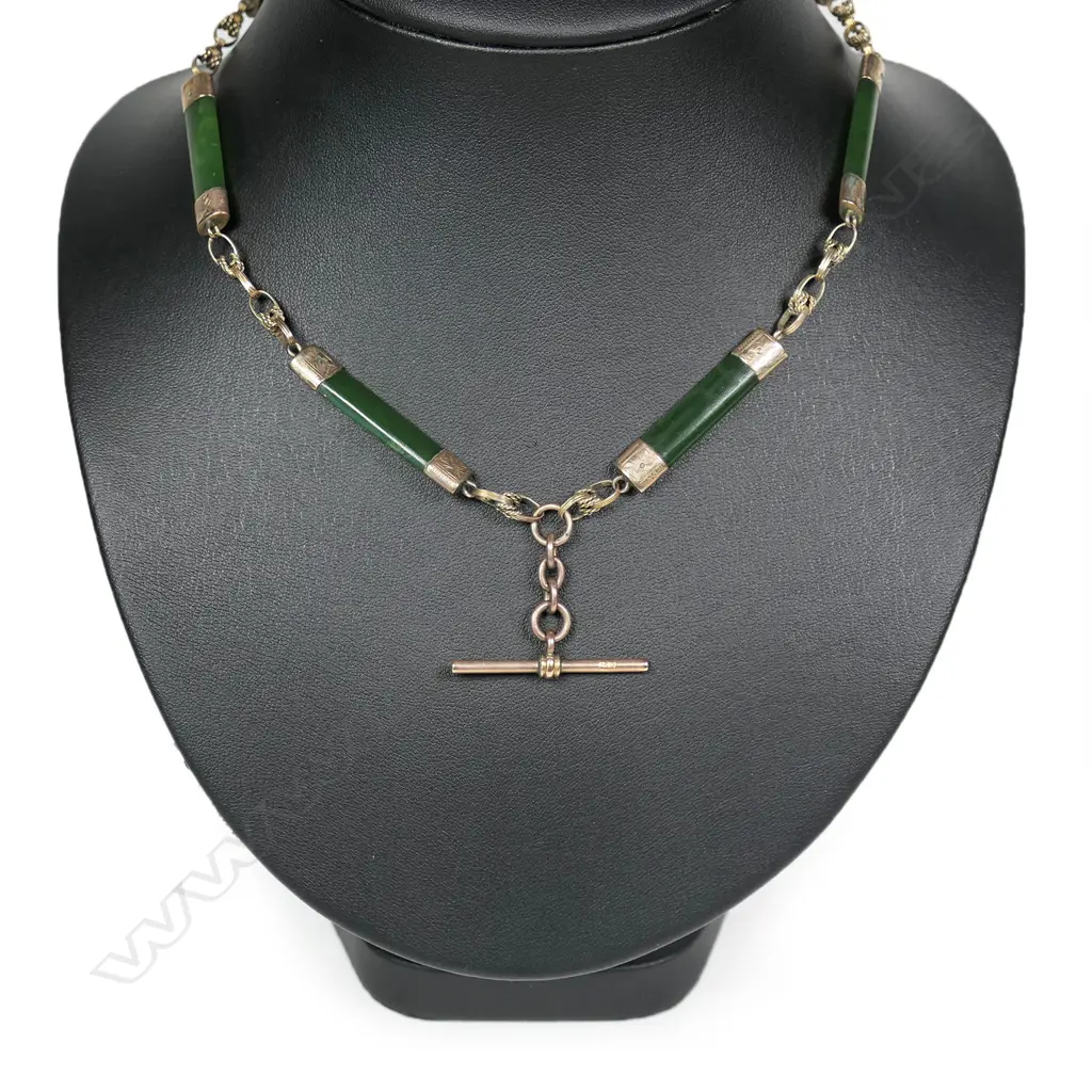A colonial 9ct rose gold and pounamu fob chain, Image 1++