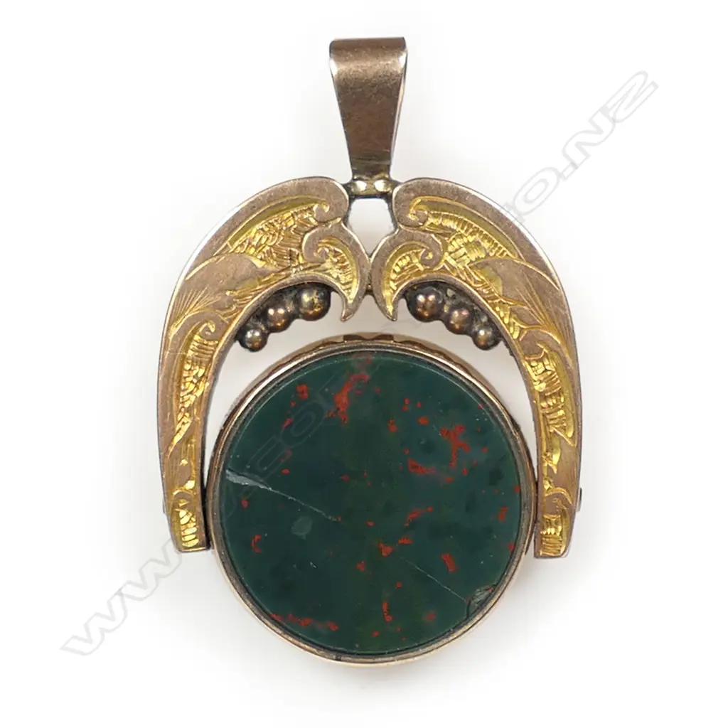 A Victorian 10ct yellow gold fob spinner, Image 1++