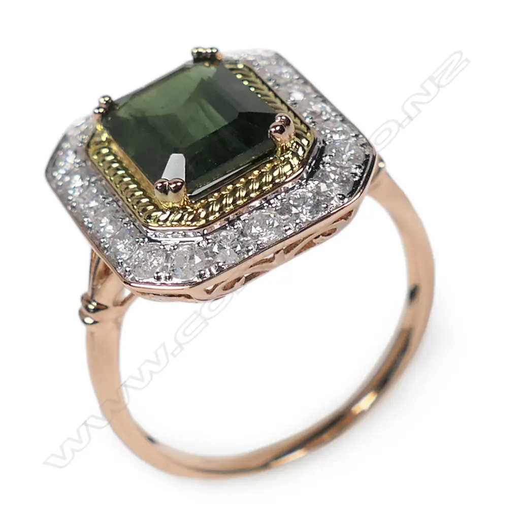 A 14ct rose, yellow and white gold green sapphire and diamond ring, Image 1++