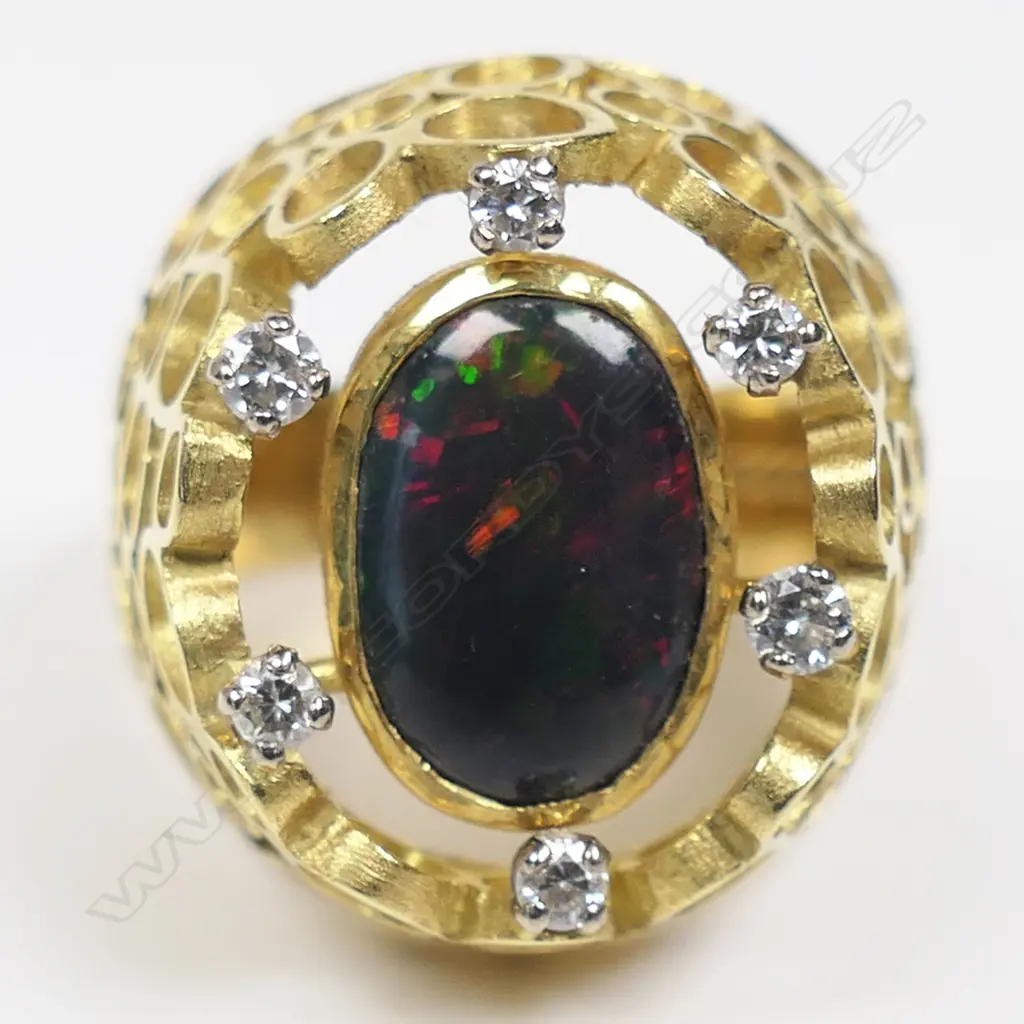 A retro 18ct gold diamond and black opal ring, Image 1++