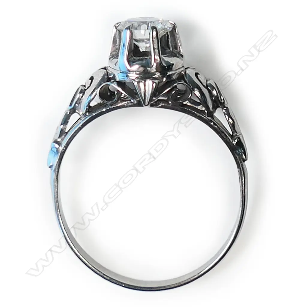 A platinum and diamond solitaire ring, Image 1++