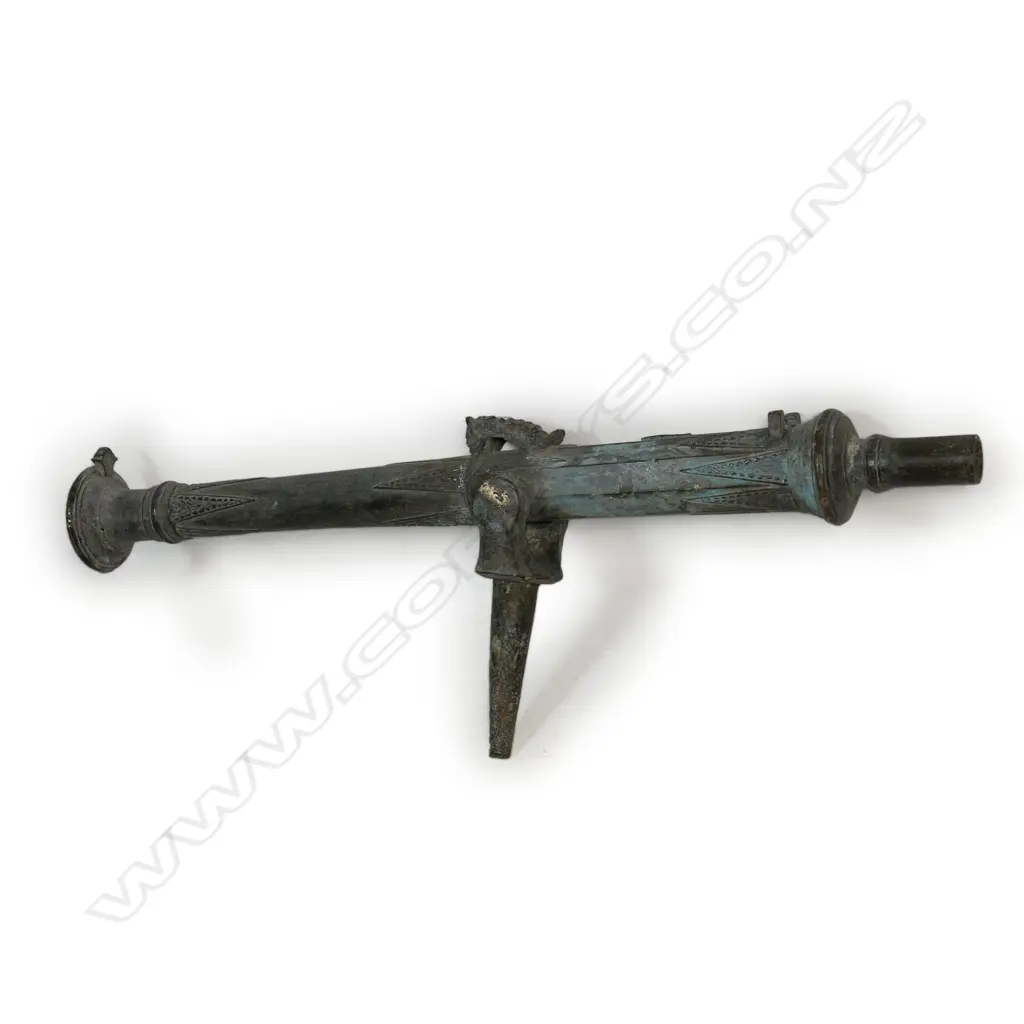 A vintage antique style brass/bronze Lantaka cannon, Image 1++