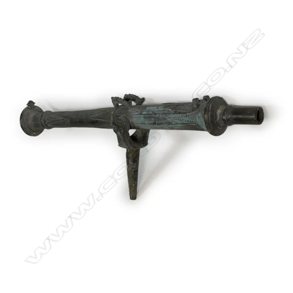 A vintage antique style brass/bronze Lantaka cannon, Image 1++
