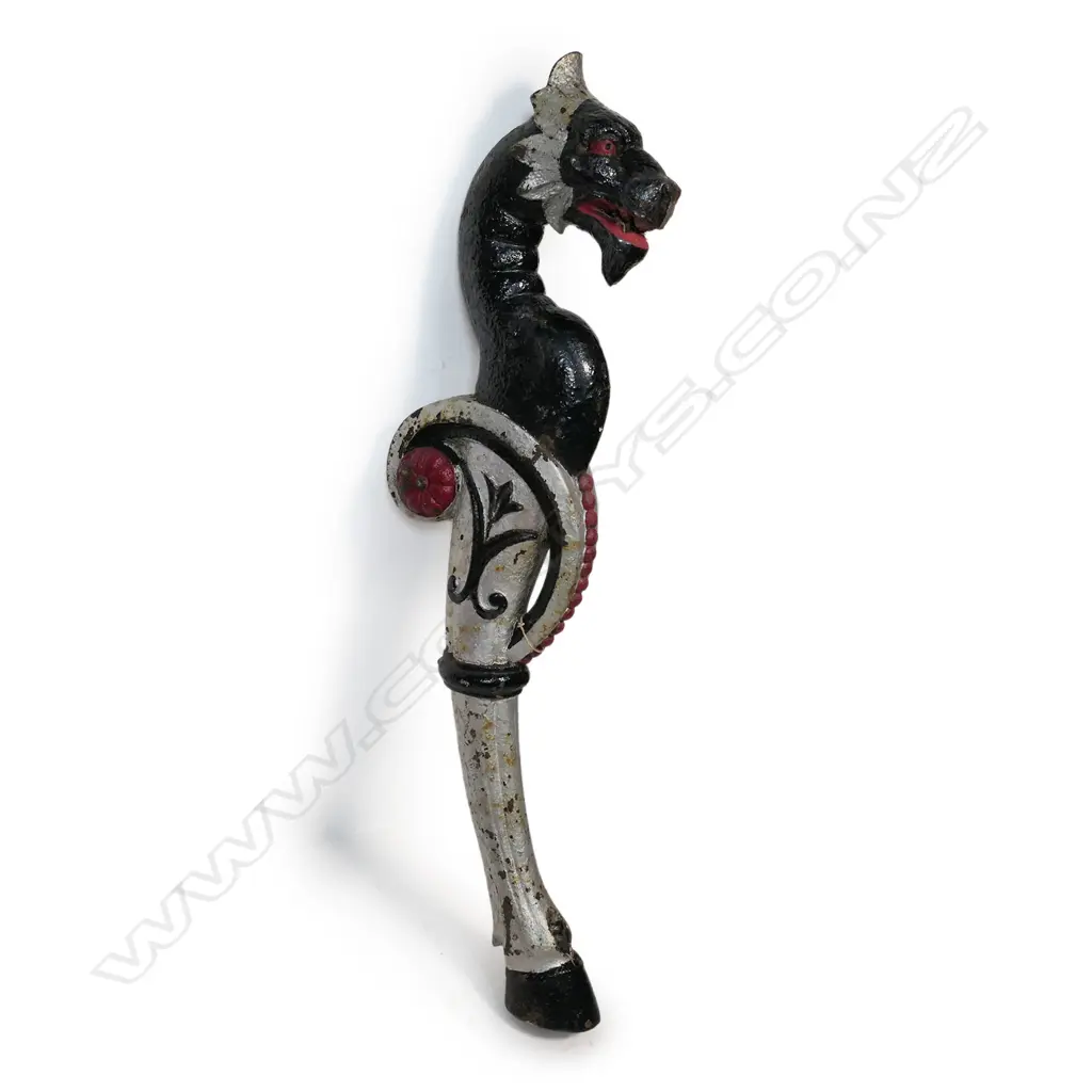 A 19thC heavy cast iron fancy dragon headed ornamental post, Image 1++