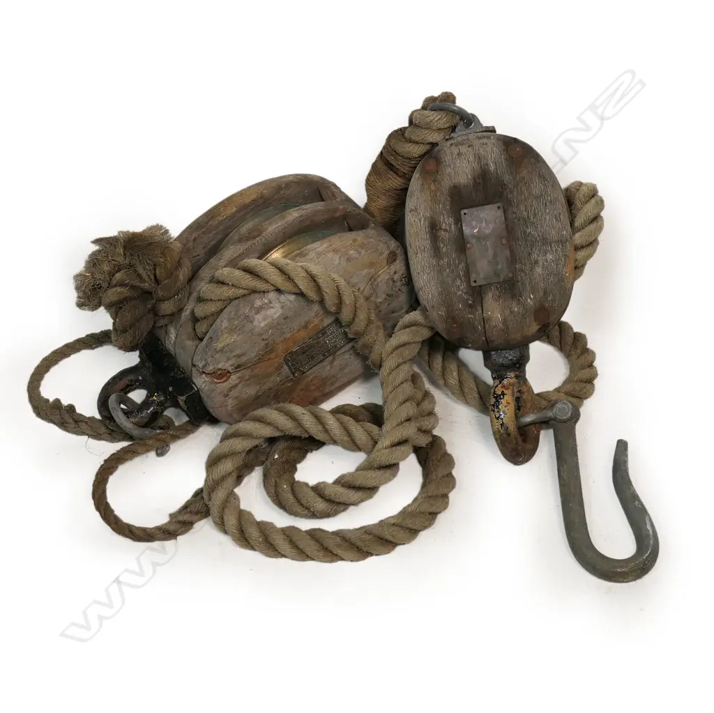 Two old maritime pulley blocks with rope (block and tackle), Image 1++