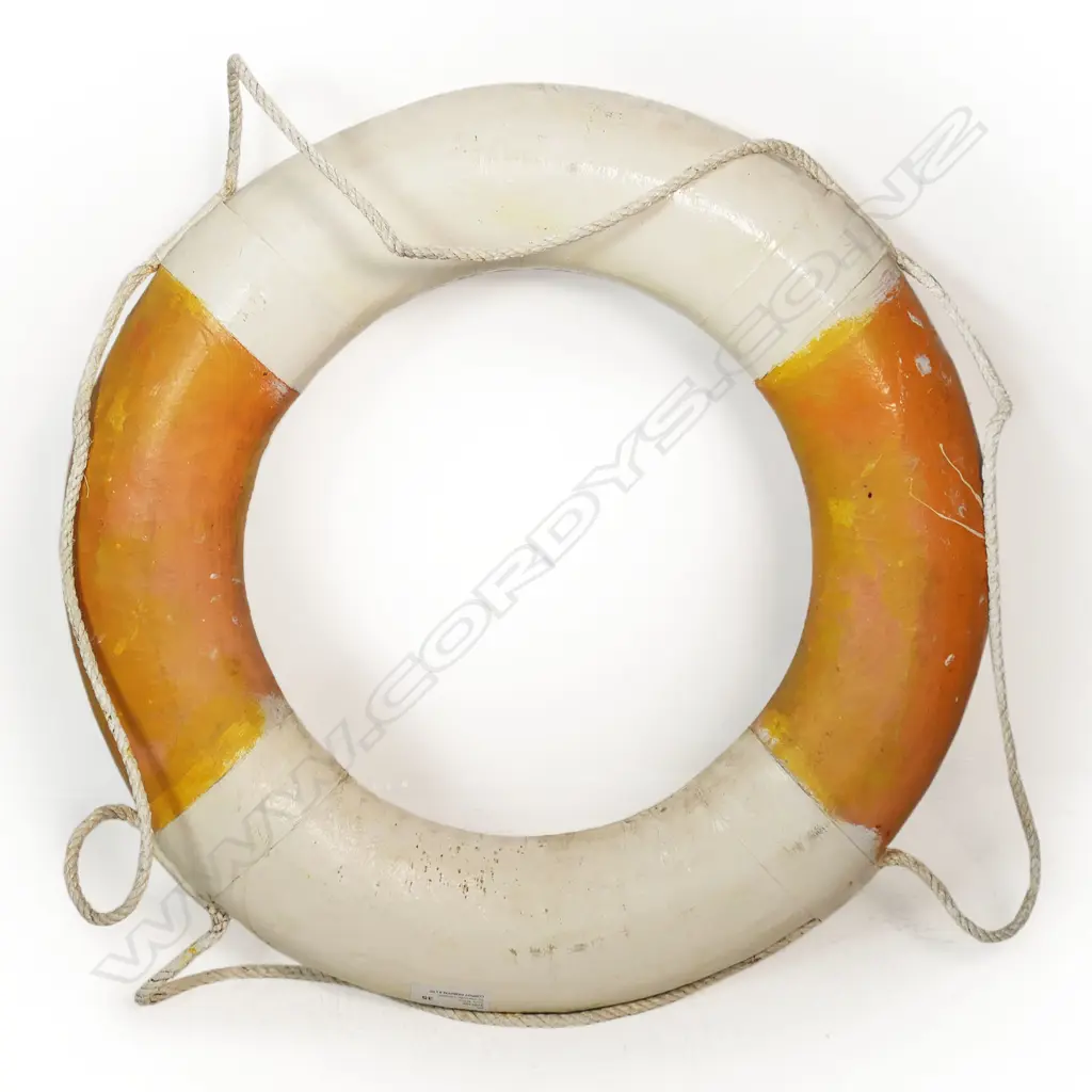A vintage ship's life buoy 'S.S. Devon. London', Image 1++