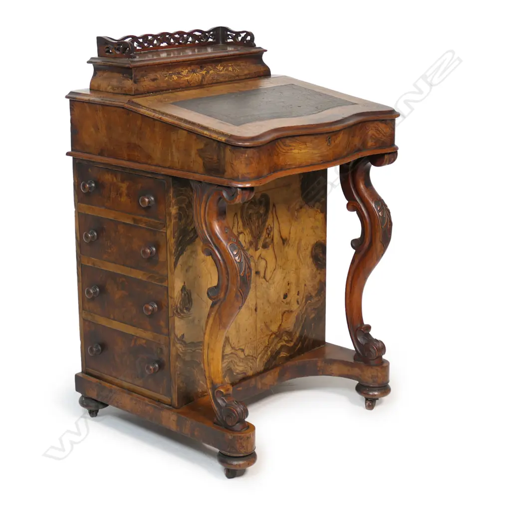 A Victorian burr walnut davenport, Image 1++