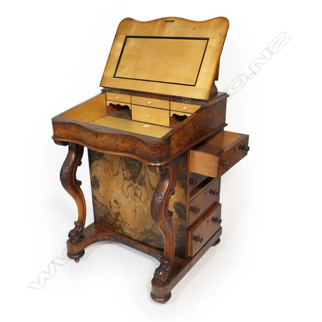 A Victorian burr walnut davenport, Image 1++