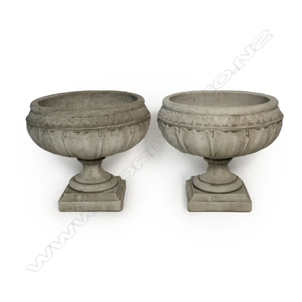 A pair of quality large cast concrete 'Blenheim' pedestal urns, Image 1++