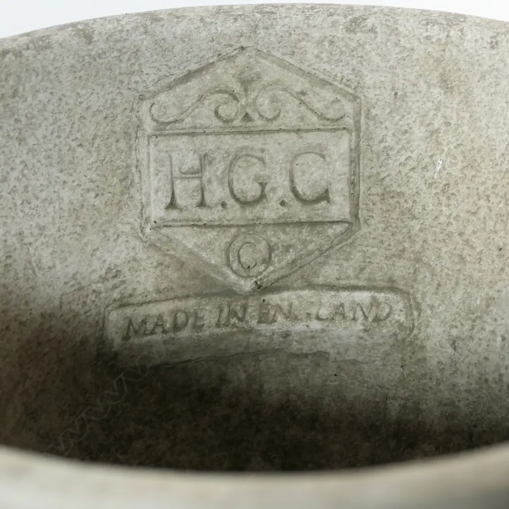 A pair of quality large cast concrete 'Blenheim' pedestal urns, Image 1++