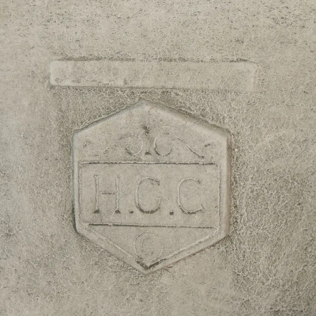 A pair of classical concrete garden pedestal urns, Image 1++