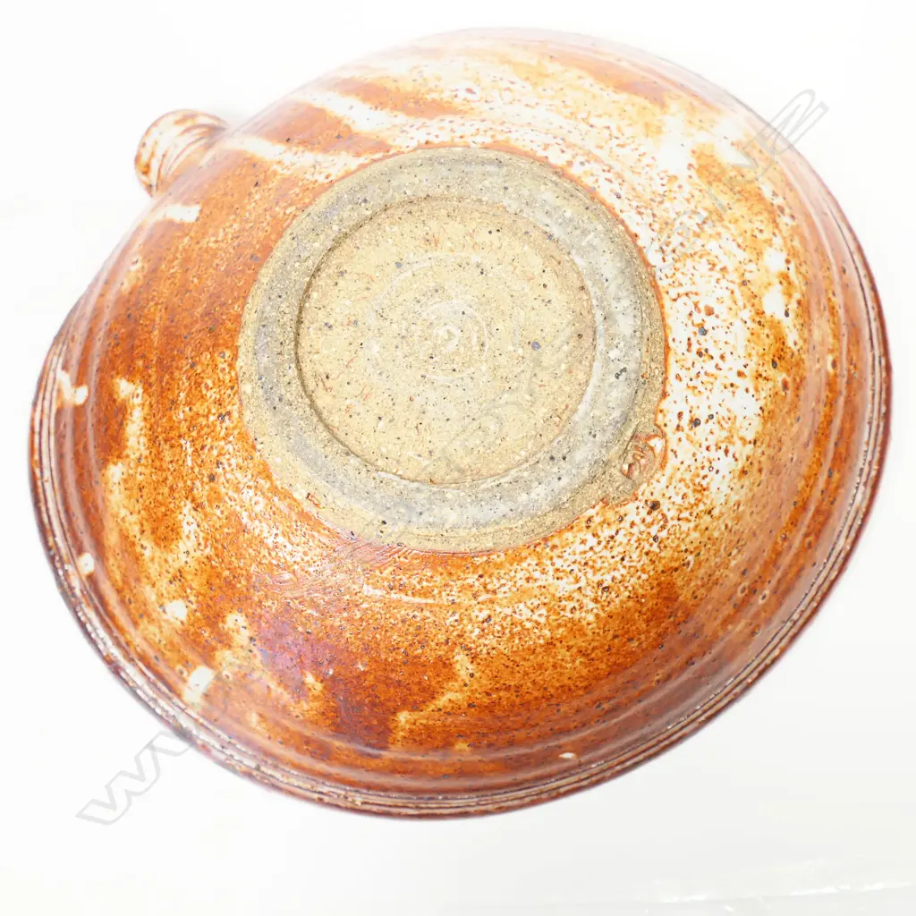 A Len Castle shino glaze pouring bowl c.1970/1980, Image 1++