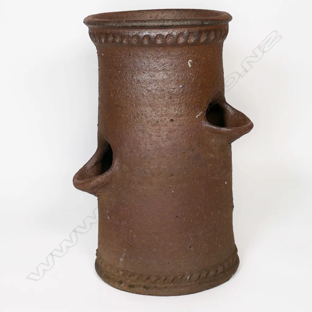 Attributed Brickell (1935 - 2016) dark brown terracotta unglazed 3 cup planter Image 1++