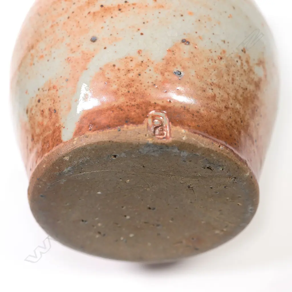 Peter Stichbury shino baluster vase with shino glaze Image 1++