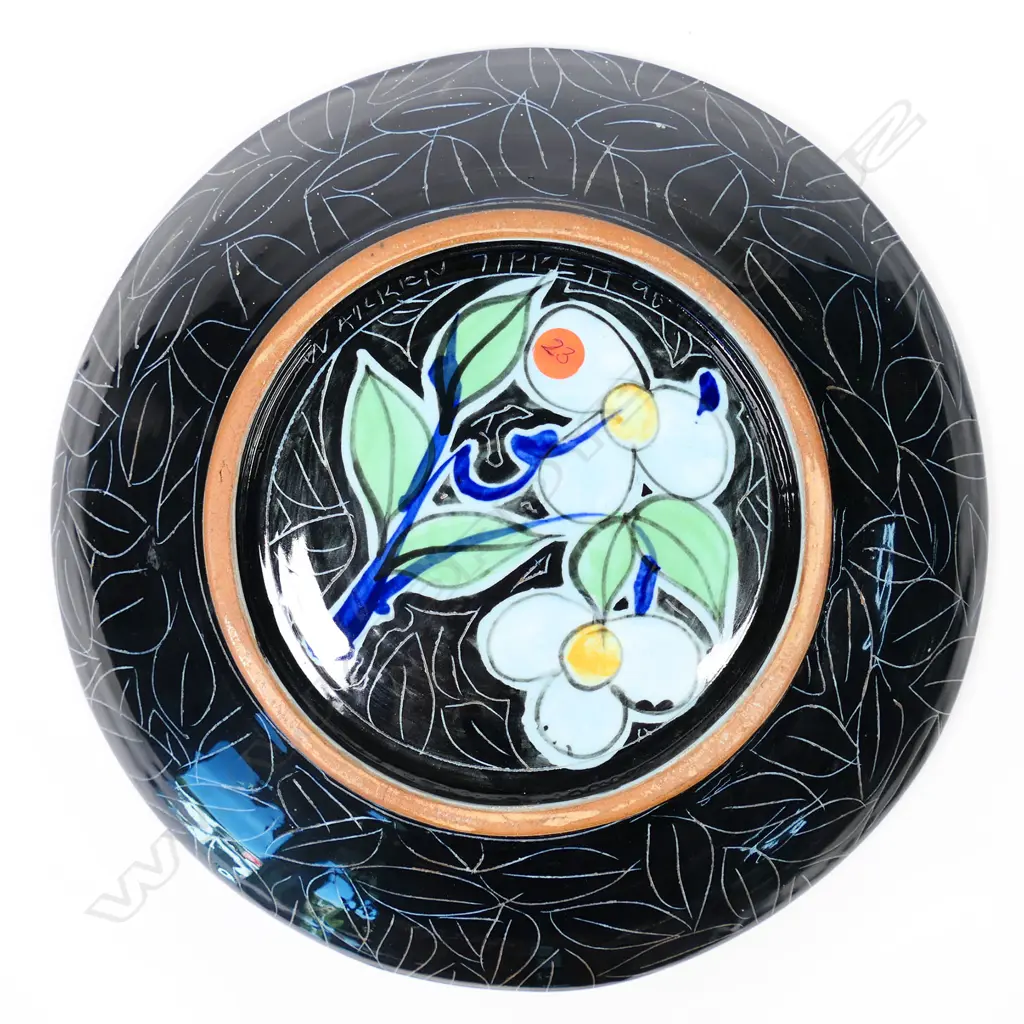Warren Tippett wide shallow bowl Image 1++