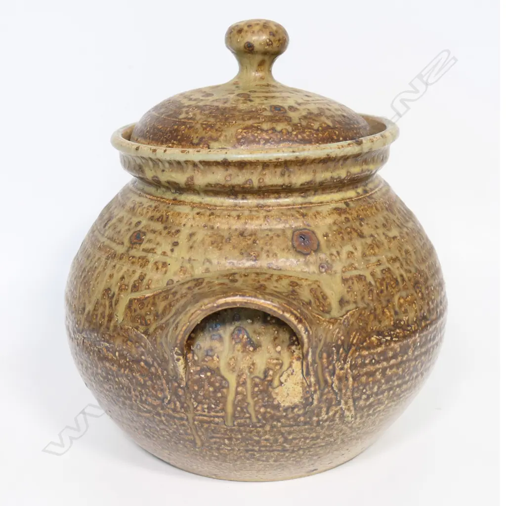 Jeff Scholes large salt glazed storage pot with handles. H.270mm Image 1++