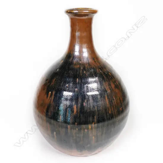 Jeff Scholes vase