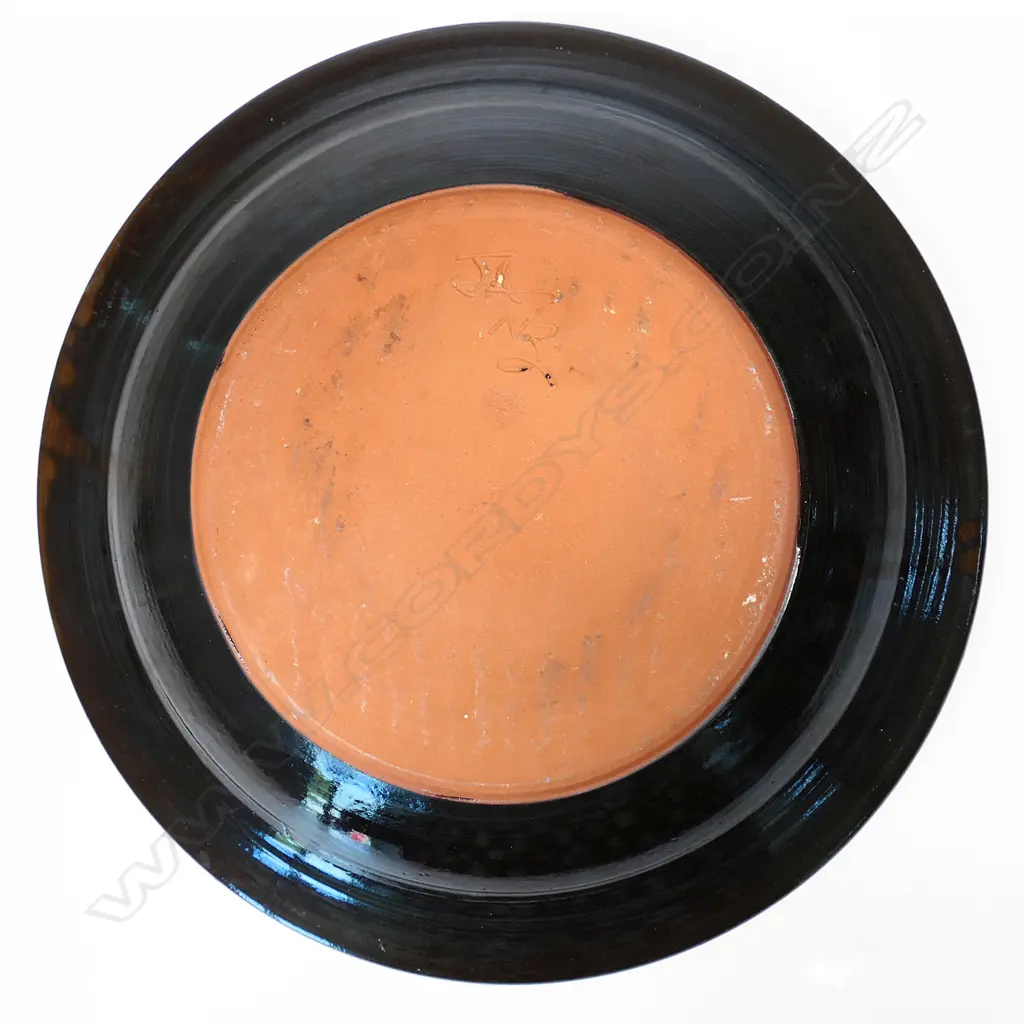 John Anderson lrg 1970s charger, ocre glaze w floral swirls, signed to base, Dia.340mm Image 1++