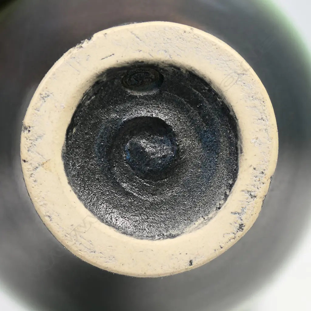 GRAHAM AMBROSE LIME WASH ORB VASE H.285mm. Image 1++