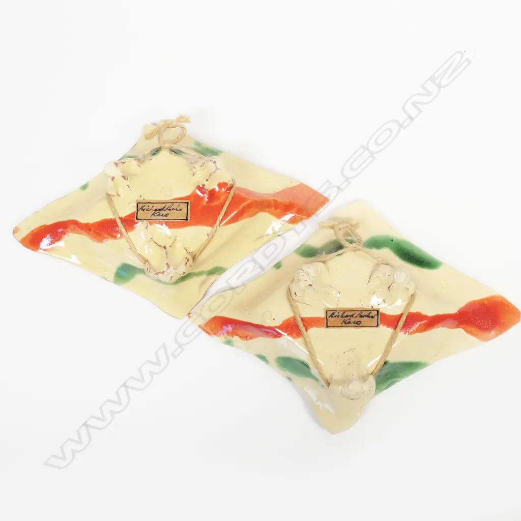 2 Richard Parker footed 'Signal' dishes Image 1++