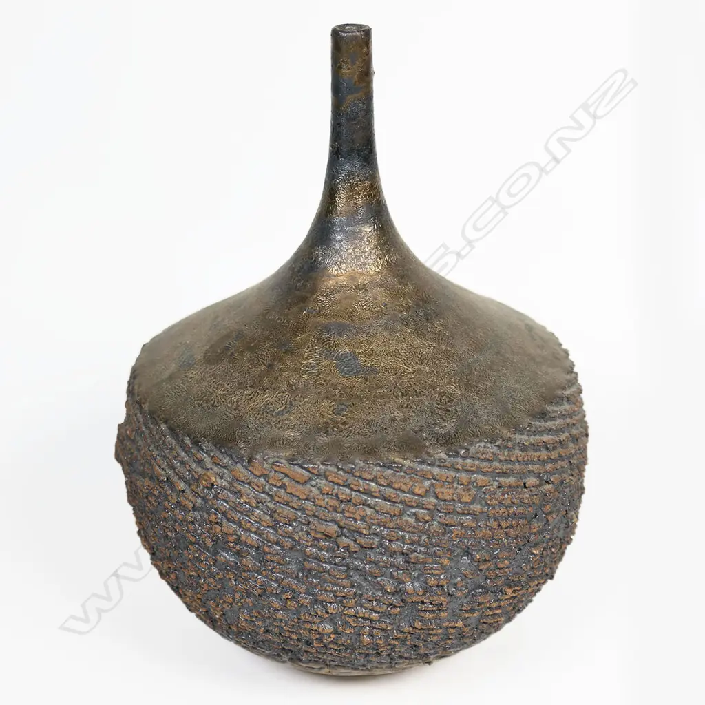 John Parker (1947-) copper/manganese metallic glaze specimen vase. H.155mm. Impressed mark a.f Image 1++
