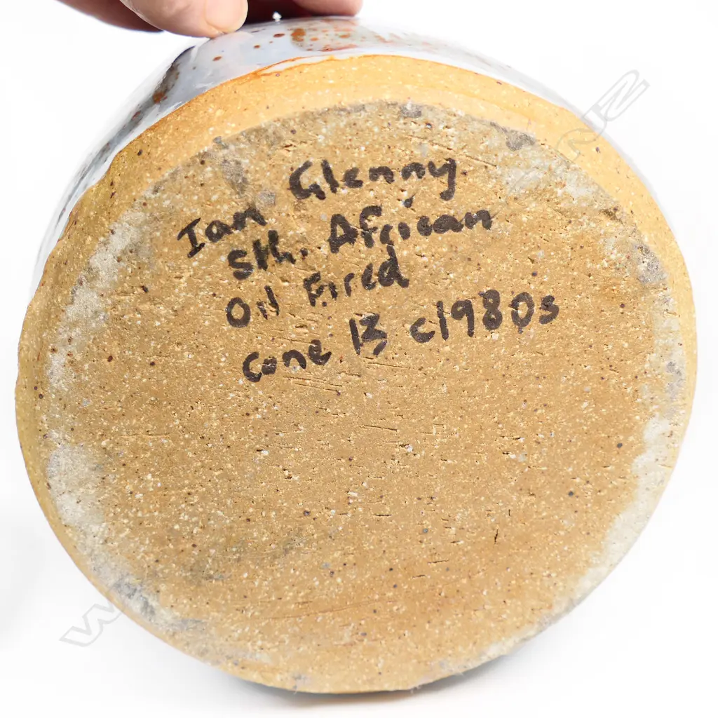 Ian Glenny (South Africa) lidded Jar Image 1++
