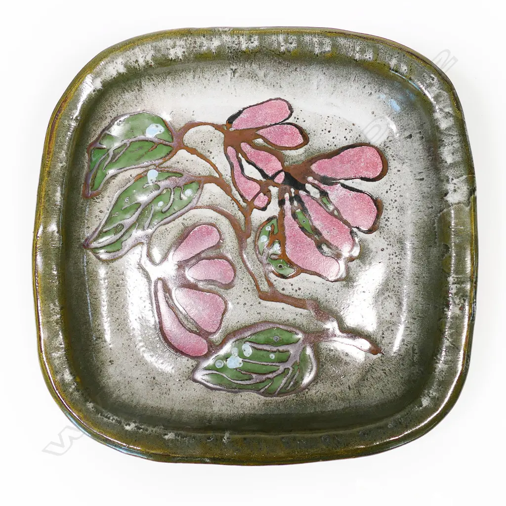 Ennis Oliver square platter in greens & pink w central flora design. 370 x 370mm Image 1++