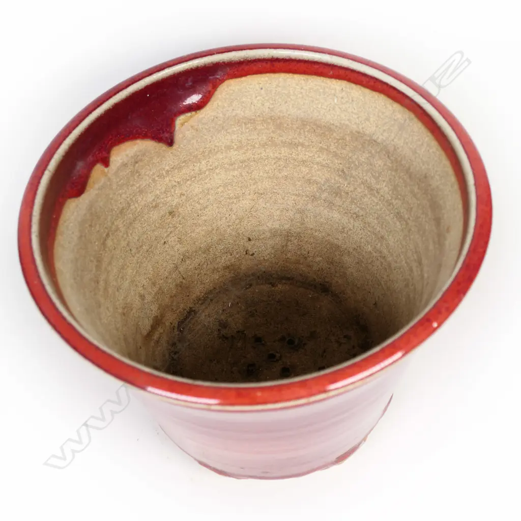 Campbell Hegan sang-de-boeuf glazed footed flower pot. H.170mm. Image 1++