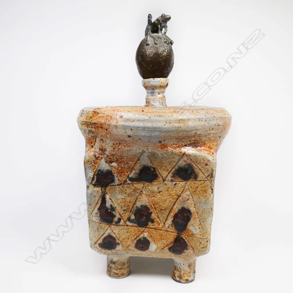 Ted Kindleysides square sided jar on 4 column feet Image 1++
