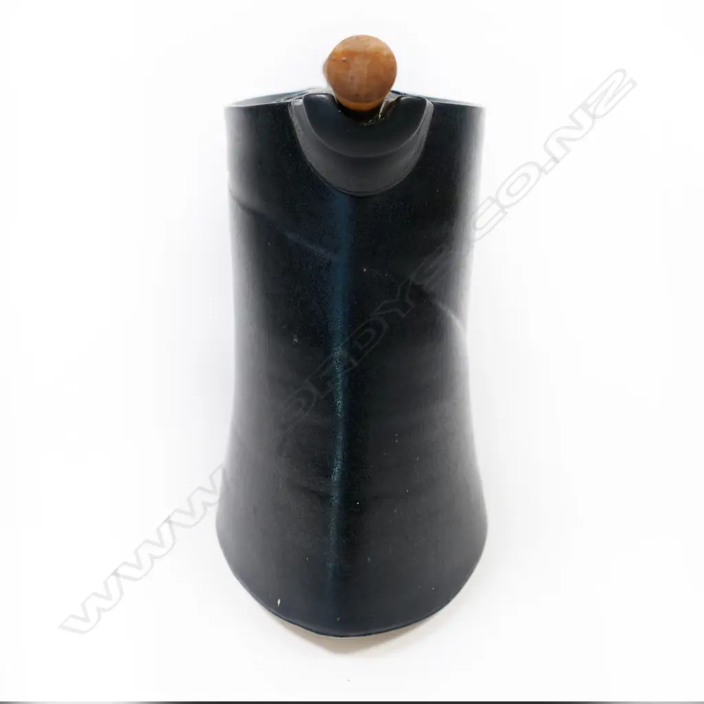 Chris Weaver black glazed porcelain lidded potpourri/vase from his 'Iron' series. H.150mm Image 1++