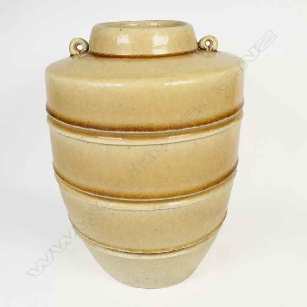 Helen Yau vase large urn form vase, glazed with decorative handles and incised rings around body. Incised maker's mark. H.25mm. Image 1++