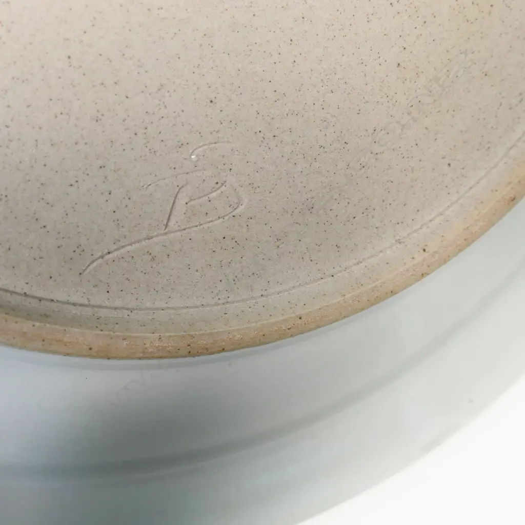 Peter Shearer platter pink blush florals. Dia.365mm. Image 1++