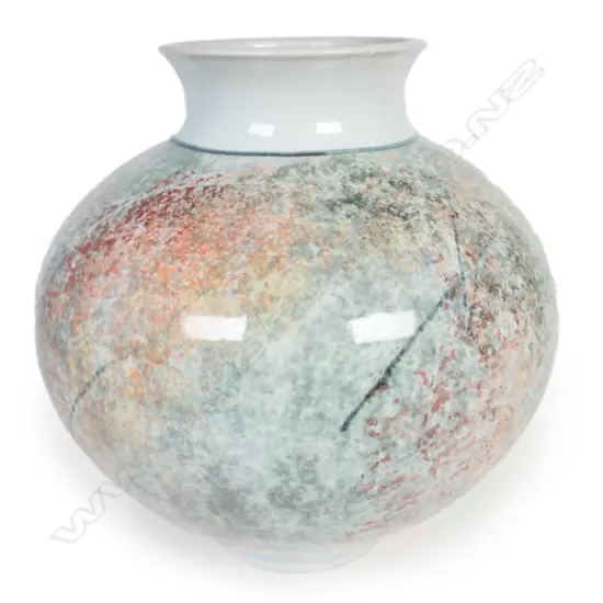 Peter Shearer large spherical vase speckled red & grey. H.235mm.