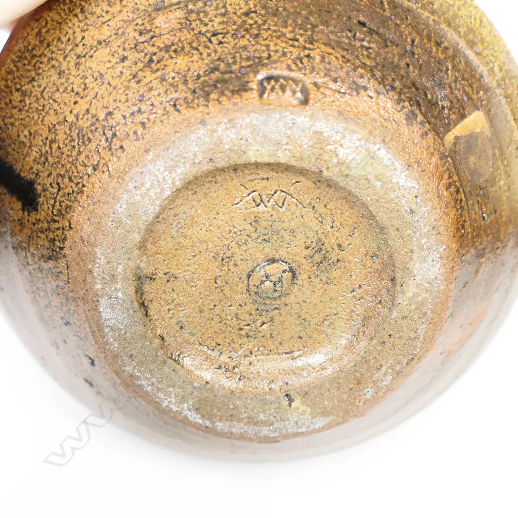 William (Bill) Marshall (UK) 'Leach St Ives' pottery vase. Dated 1950s. H.230mm. Image 1++