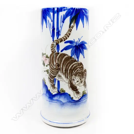 19thC Japanese Seto Porcelain Flower Vase