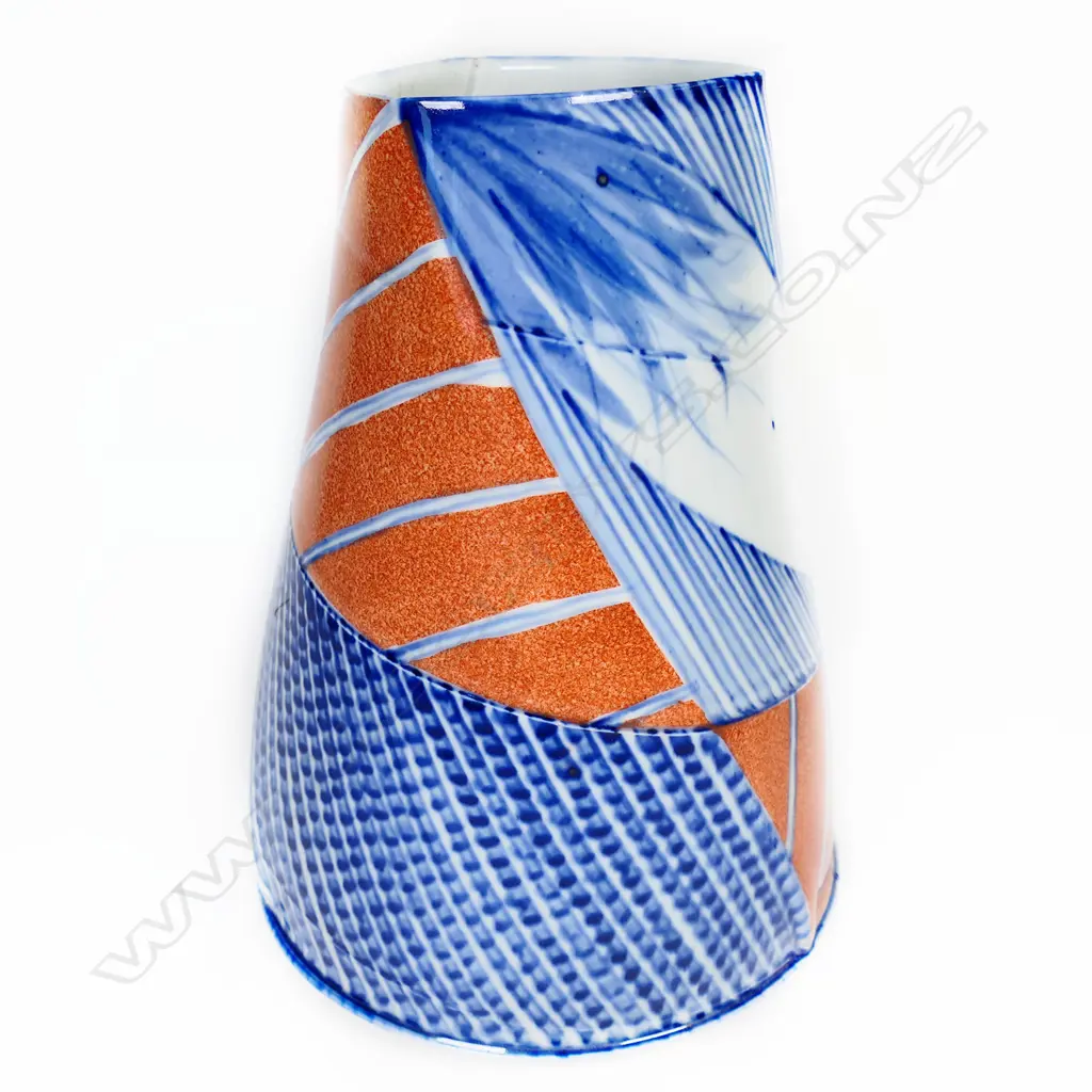 Kevin White (AU) red blue & white porcelain vase Image 1++
