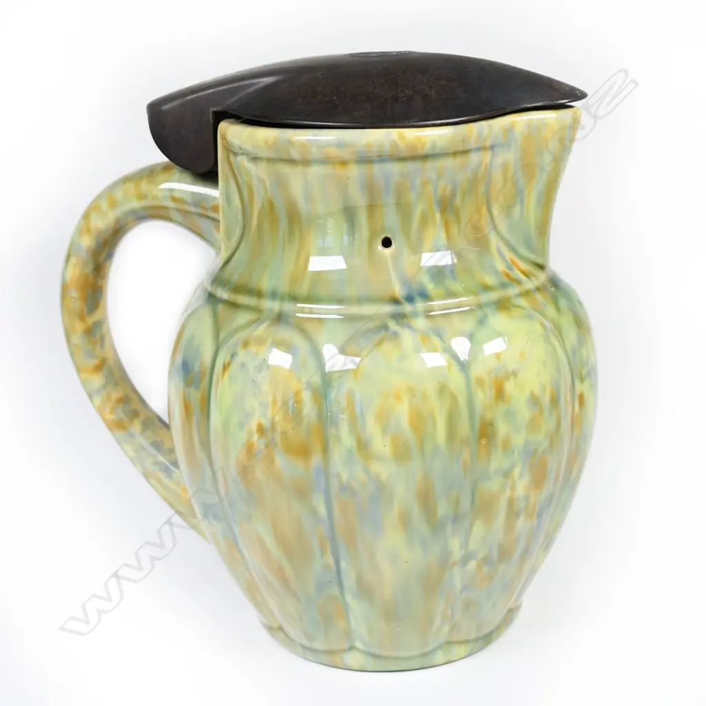 A Temuka Ware mottled glaze pottery electric jug Image 1++