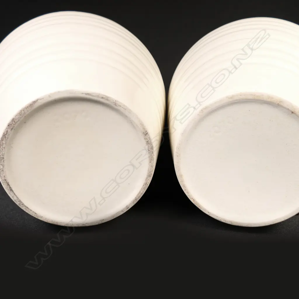 2 large Crown Lynn flared and ring turned vases. Both moulded with glossy glaze and '2070' to base. H.250mm Image 1++