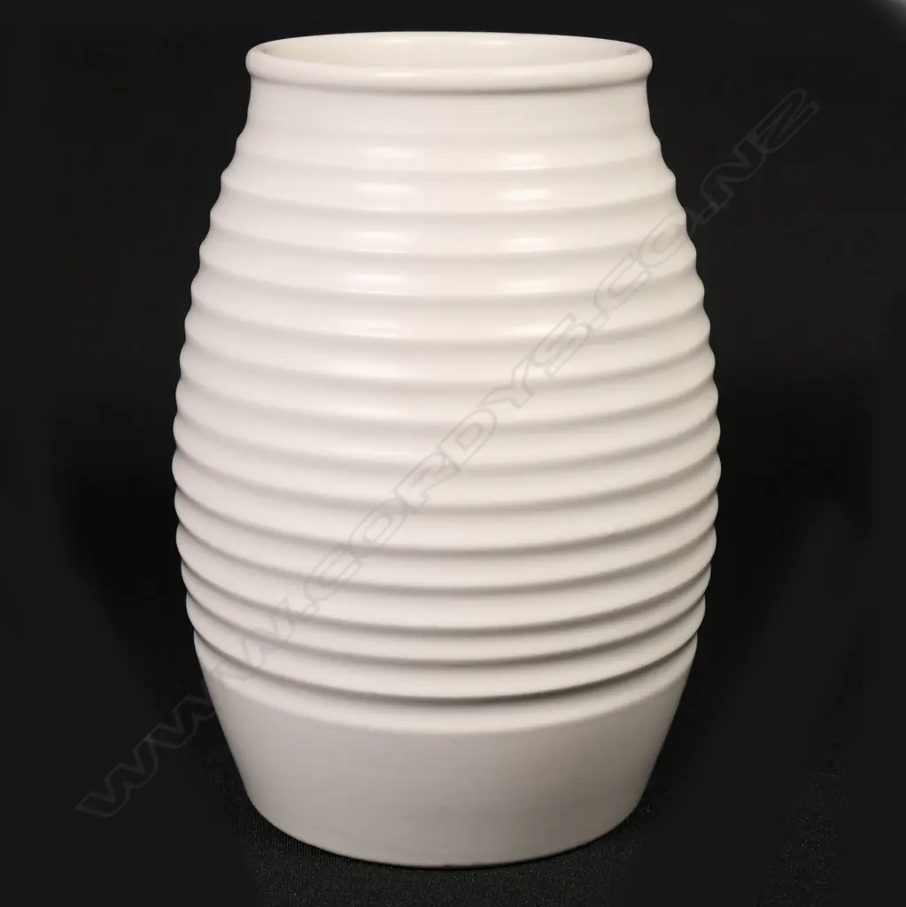 Keith Murray small ribbed vase in Moonstone glaze Image 1++