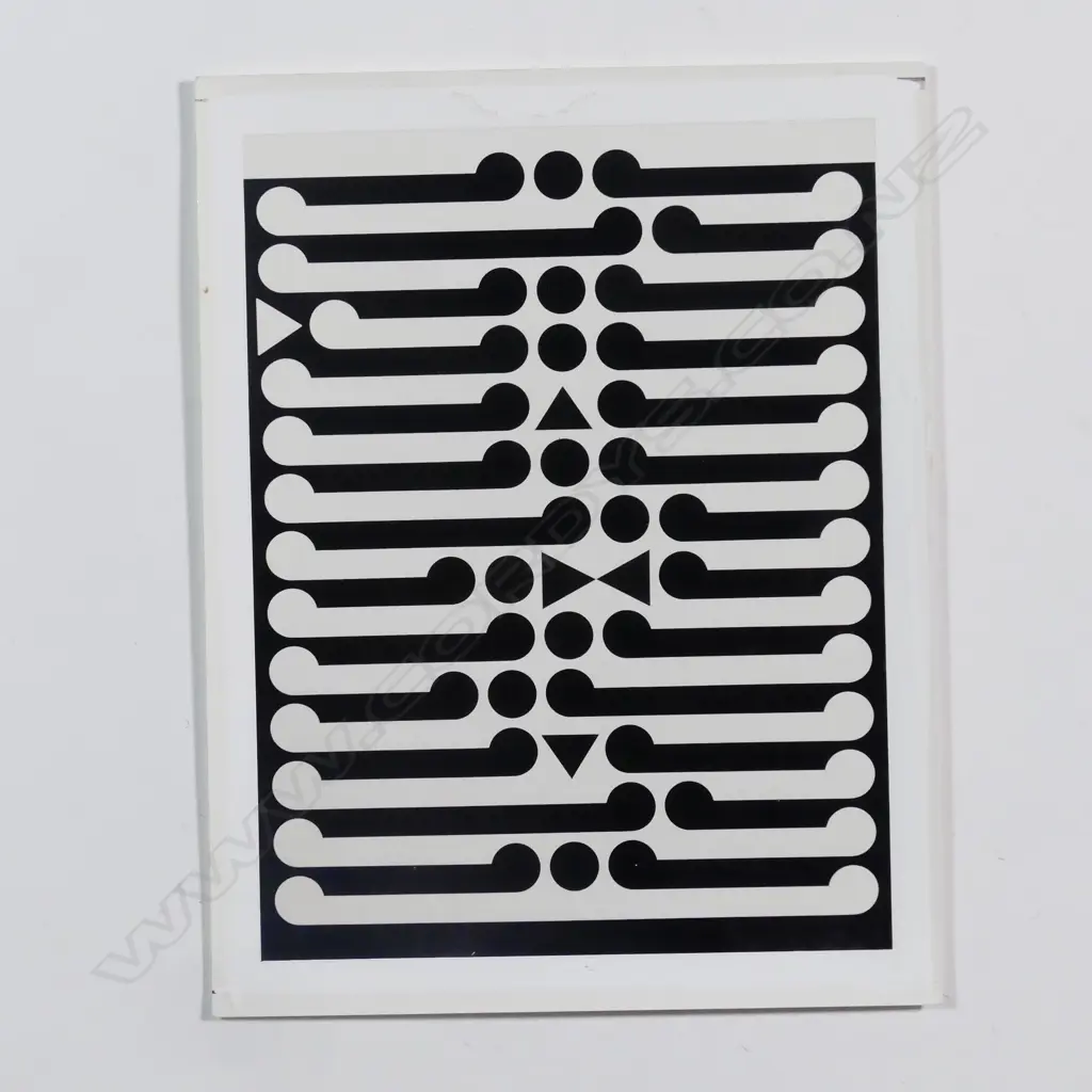 Gordon Walters Image 1++