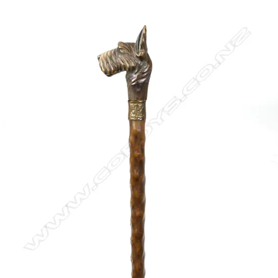 A briar walking stick