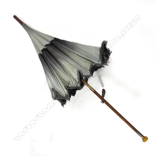 An Edwardian silk parasol