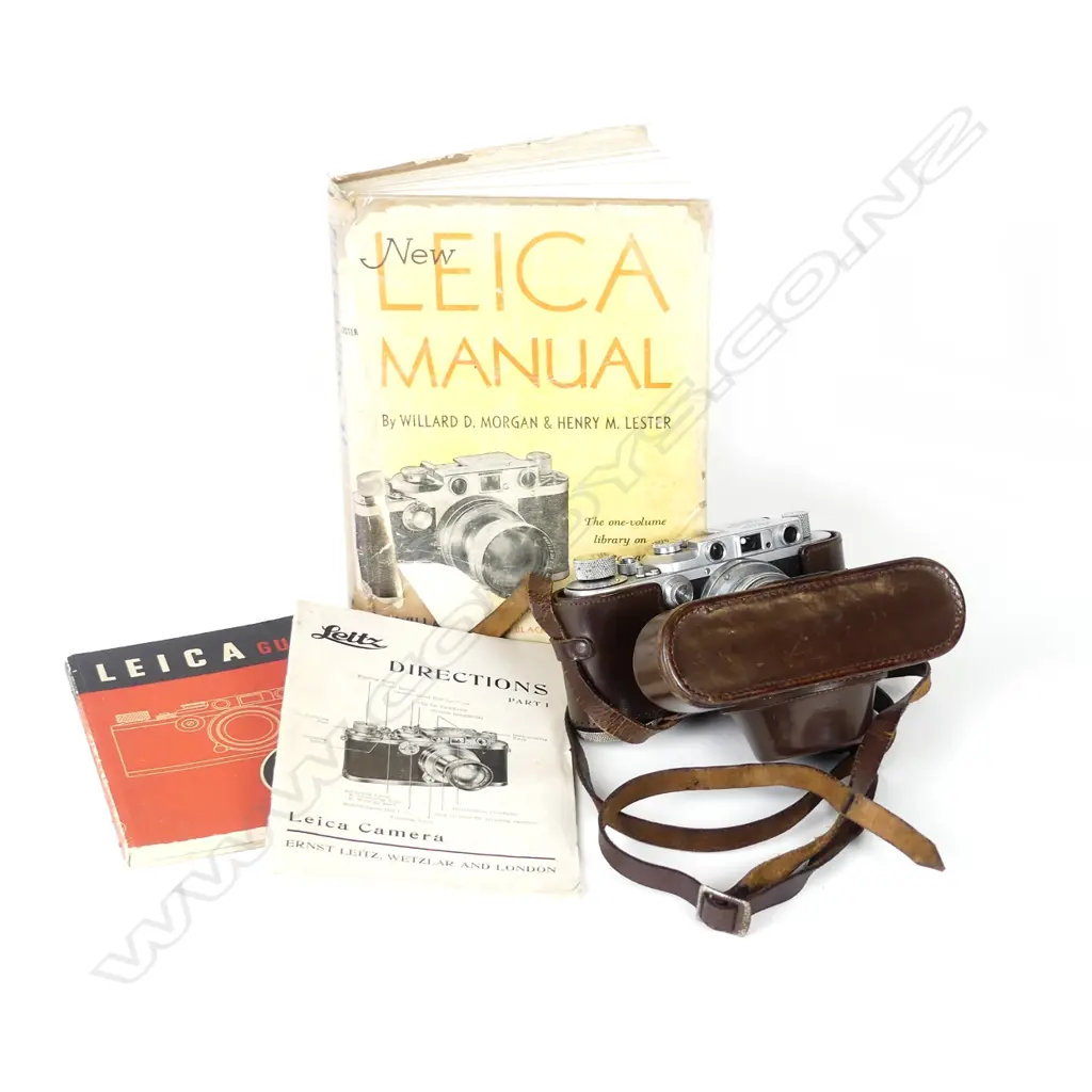 A vintage Leica IIIa camera Image 1++