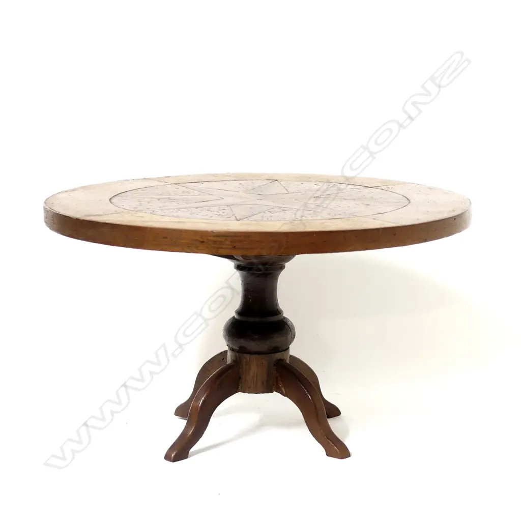 A N.Z. timbers apprentice tilt-top table Image 1++