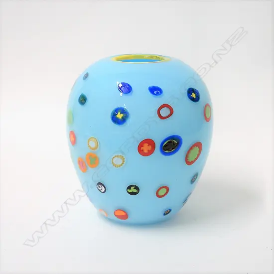 A Garry Nash art glass ovoid vase