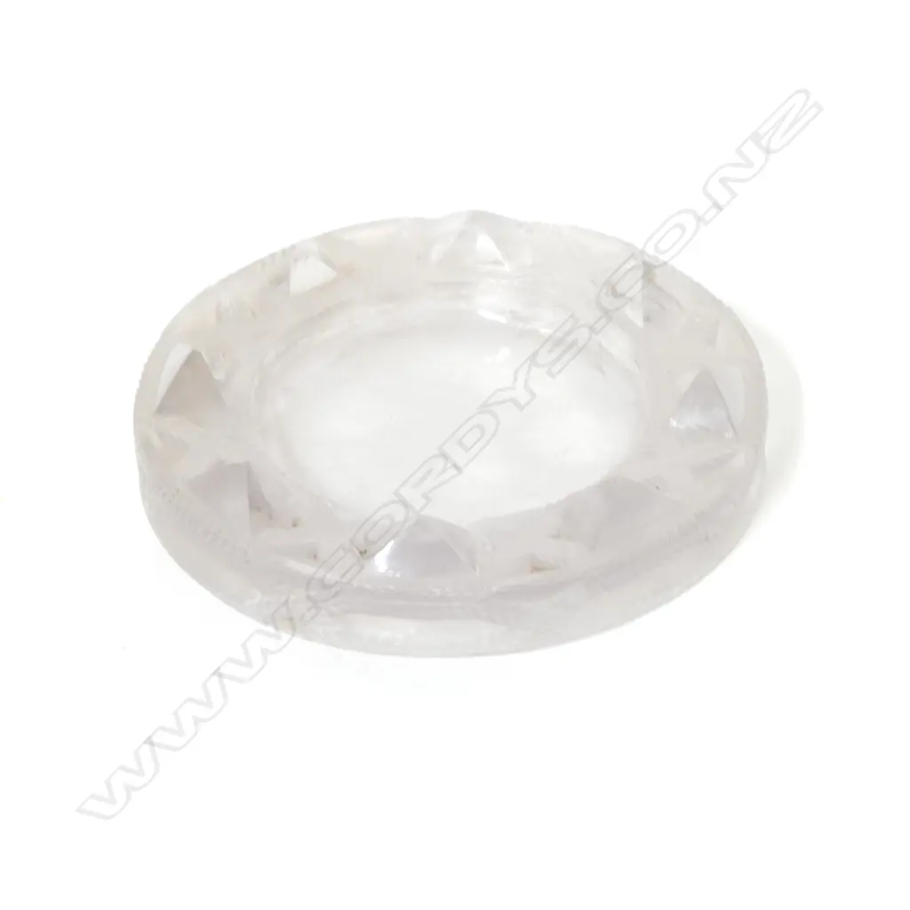 A René Lalique clear and frosted glass circular ashtray Image 1++
