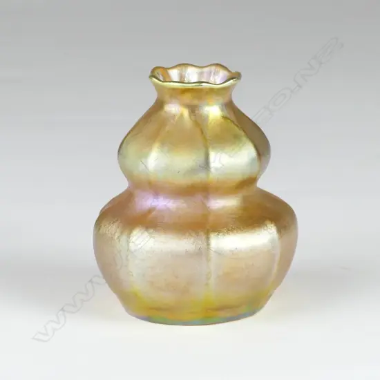 A small Tiffany glass octagonal double gourd vase