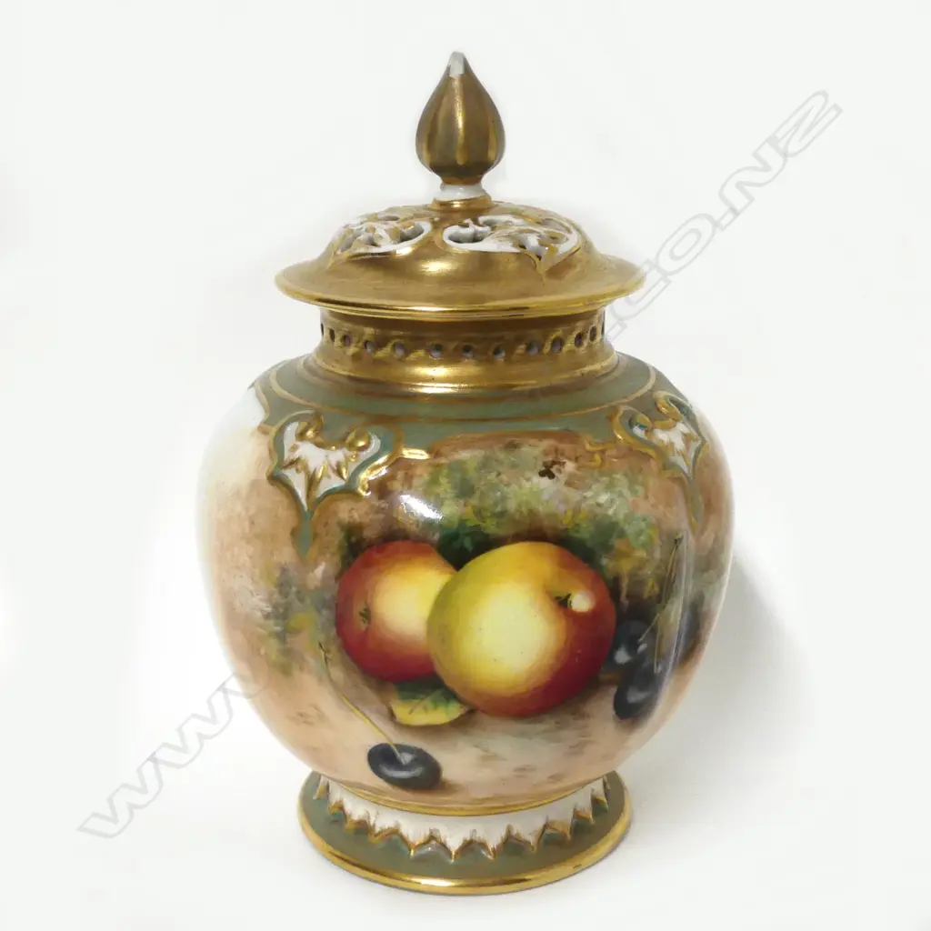 A Royal Worcester Hadley lidded potpourri jar Image 1++