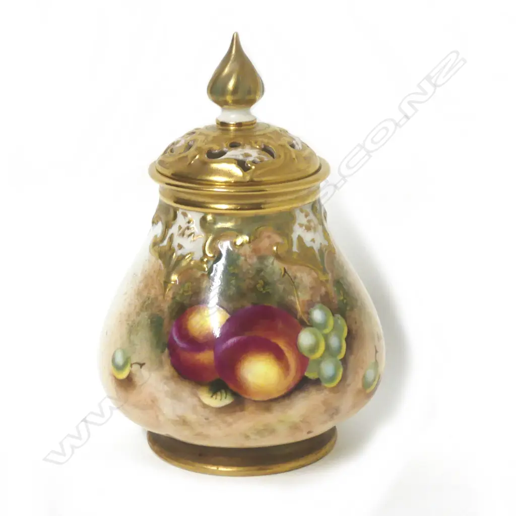 A Royal Worcester Hadley lidded potpourri jar Image 1++