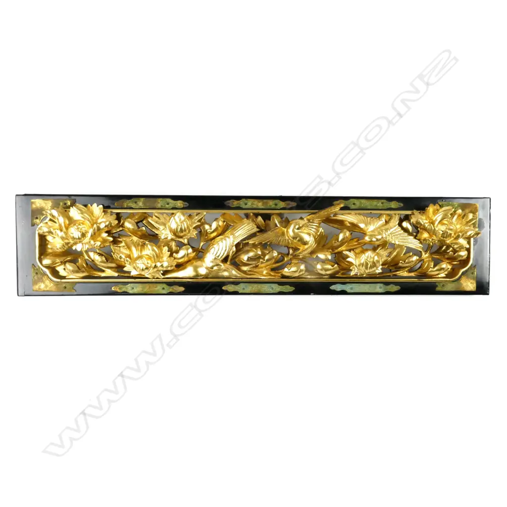 A carved and pierced gilded carving Image 1++